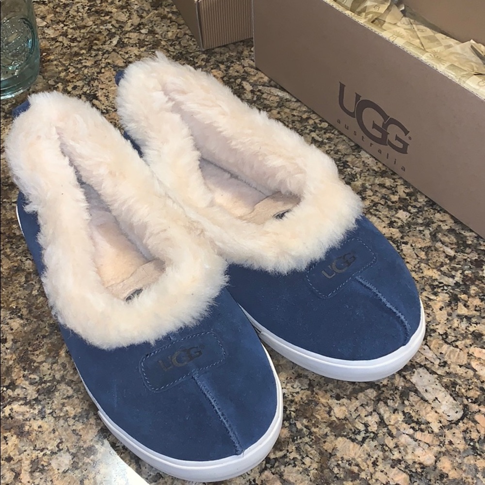 Ugg slipper shoes